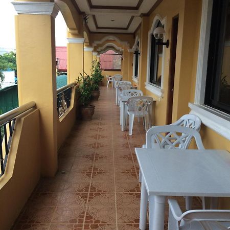 Sunrise Apartelle Olongapo Esterno foto