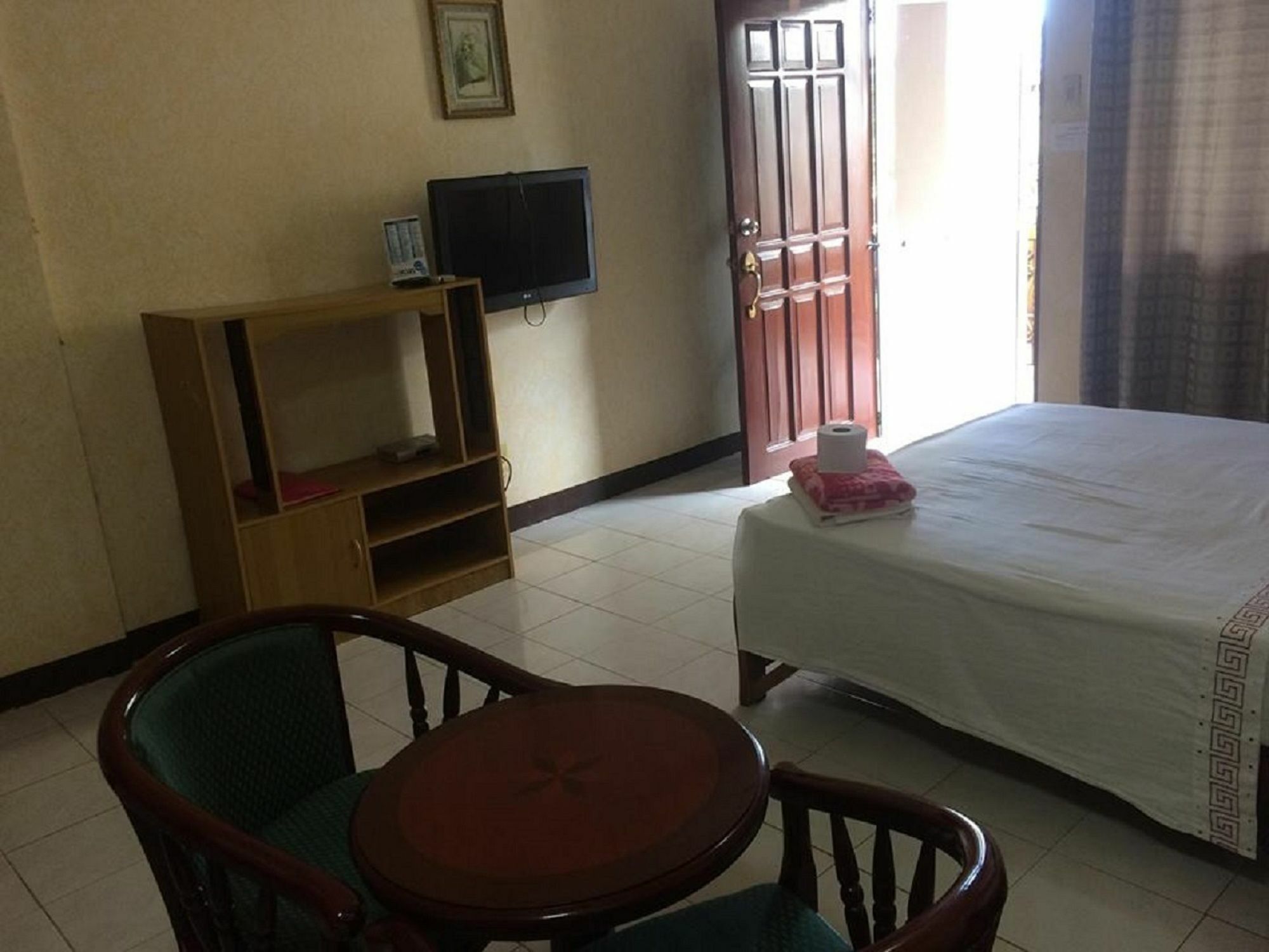 Sunrise Apartelle Olongapo Esterno foto