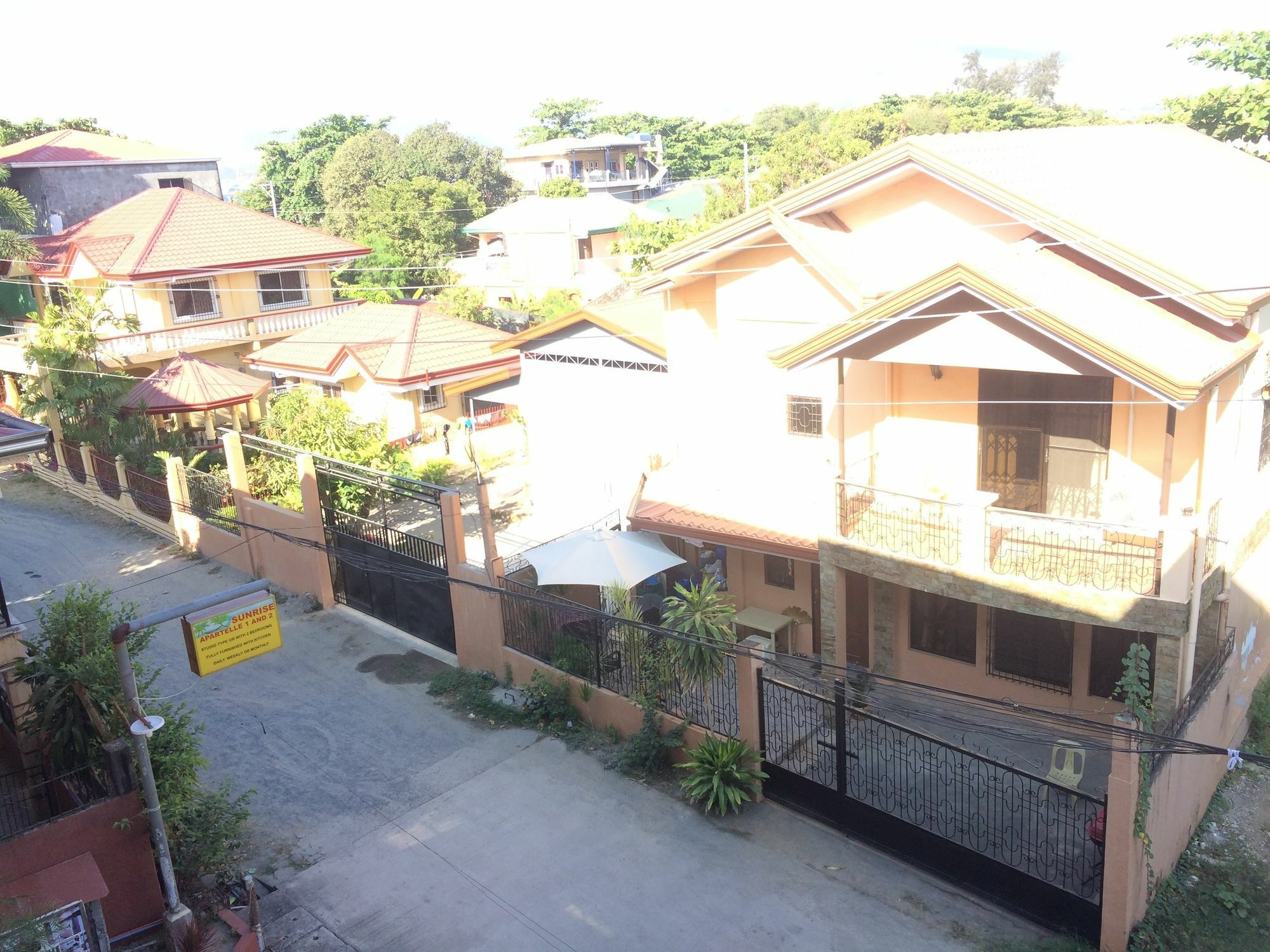 Sunrise Apartelle Olongapo Esterno foto