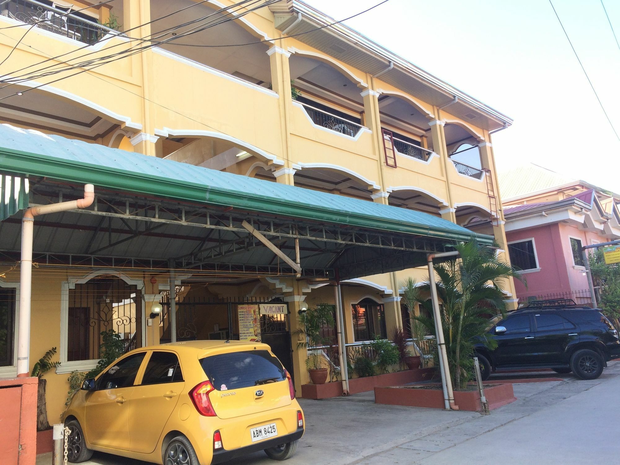 Sunrise Apartelle Olongapo Esterno foto